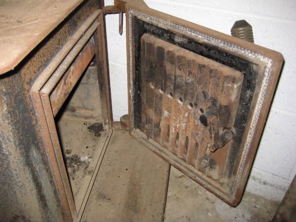 [Hearth.com] Old Stove, Old Fireplace, New Homeowner