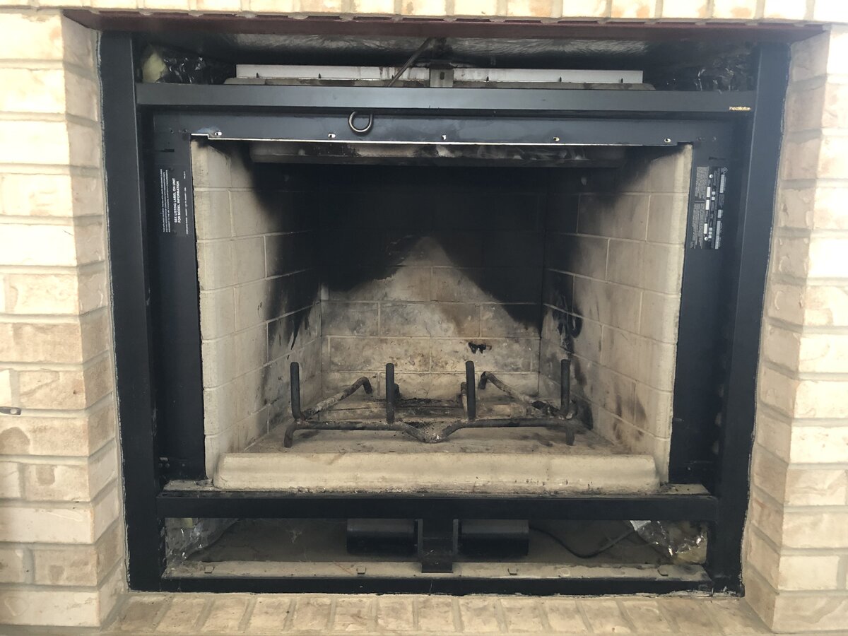 What Causes Issues To Replace Fireplace Refractory Panels?