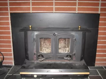 [Hearth.com] Information on this older insert and ash insulation questions