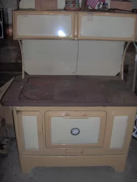 [Hearth.com] need help identifying a stove