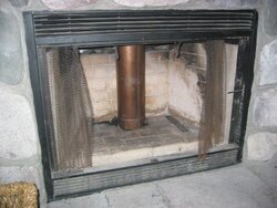 Need Help Identifying Fireplace Insert in my New (to me) Home