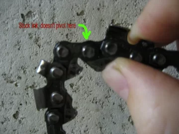 [Hearth.com] Can you fix a chainsaw chain with a "stuck" link?