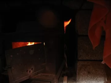 [Hearth.com] Worst woodstove still in use