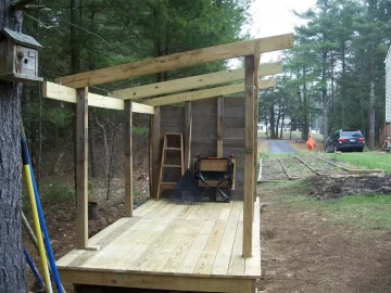 [Hearth.com] Turning a fence into a woodshed - my "green" woodsheld build