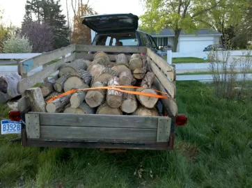 [Hearth.com] Great scrounge, big Oak and some nice pieces of ash,Lotsa Pictures !!!