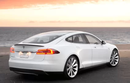 [Hearth.com] Tesla "best car ever driven" by Consumer Reports