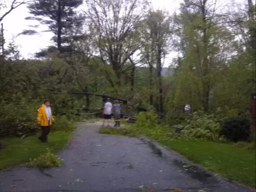 [Hearth.com] storms rumbled through this evening...