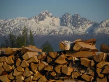 [Hearth.com] Garden, moose, mountains