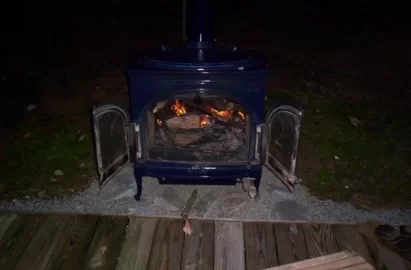 [Hearth.com] Finnaly.. I have an outdoor fireplace. I found a new use for an old stove...