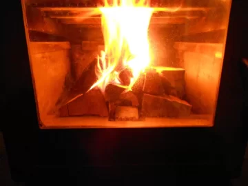 [Hearth.com] First Fire of the Season: How I do mine (top down)