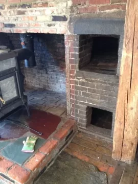 [Hearth.com] Does anyone have a cooking area built into their interior chimneys?