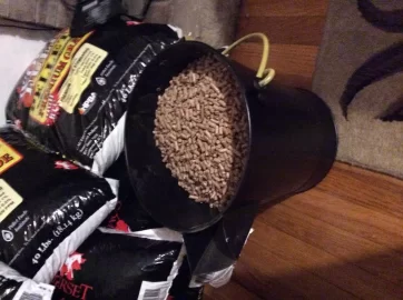 [Hearth.com] Anyone use a pail or bucket to pour in/store a bag of pellets?