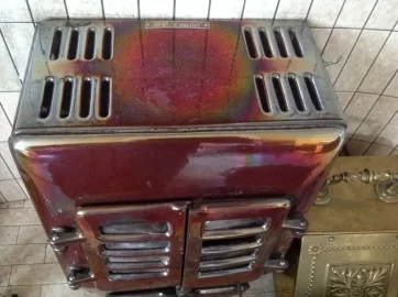 [Hearth.com] 60's Courtier Stove