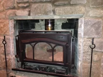 [Hearth.com] Stack Insulation Raining Down