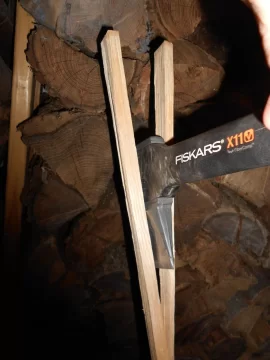 [Hearth.com] Good Price:  Fiskars X7 14-Inch Hatchet for $17.49