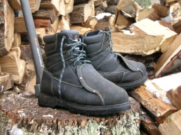 [Hearth.com] Safety Boots for firewood processing