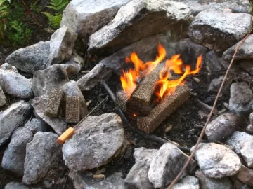 [Hearth.com] Repose Wood Pellet Fire Logs, the firewood alternative