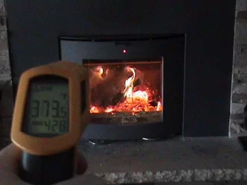 [Hearth.com] glass temp or stove top temp?