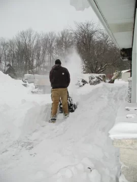 [Hearth.com] Nor'easter coming: Schools Being Called Off!