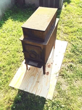 [Hearth.com] Can Anybody ID this Heater