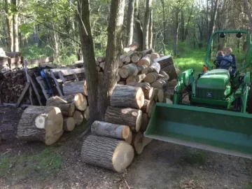 [Hearth.com] Help me find a tractor for firewood stacking