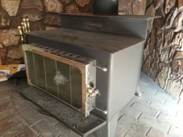 [Hearth.com] need help identifying model and manufacture of a wood stove