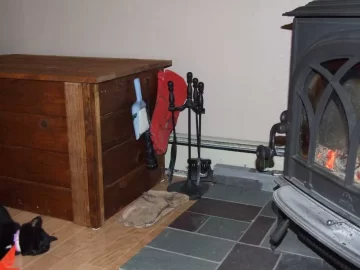 [Hearth.com] Pictures Wanted!  Wood storage near the stove....