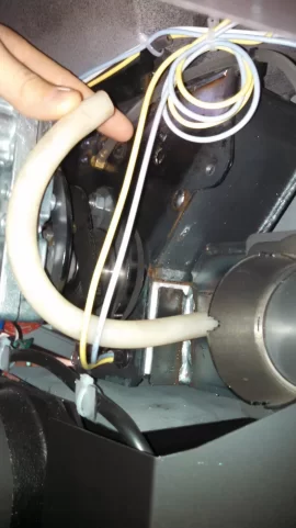 [Hearth.com] Air tube on back of stove