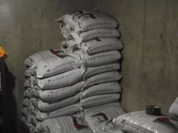 [Hearth.com] How do you unload and store your wood pellets?