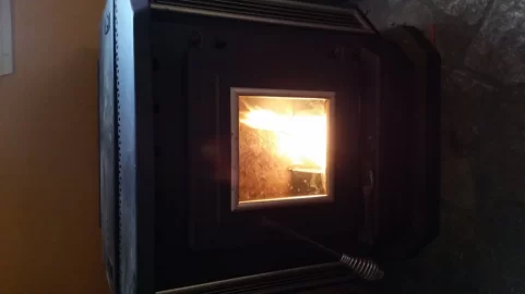 [Hearth.com] Englander 25-pdv heat problem