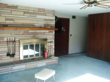 [Hearth.com] My grandparents fireplace