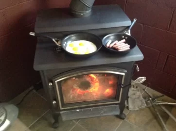 [Hearth.com] Cooking on the wood stove