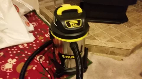 [Hearth.com] sweet deal on metal shopvac and some tools that I use for cleaning