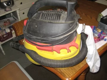 [Hearth.com] What vacuum do you recommend for cleaning the unit?