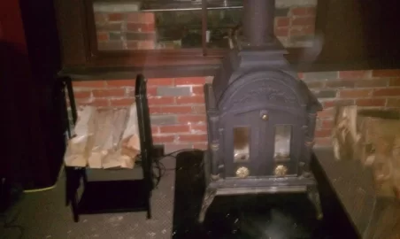 [Hearth.com] Layer of fire brick in Yachoumay AJM 686?