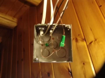 [Hearth.com] Wiring a new outlet (new to old style)