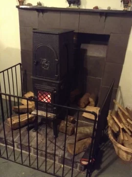 [Hearth.com] Something different! Calling all Jotul enthusiasts.