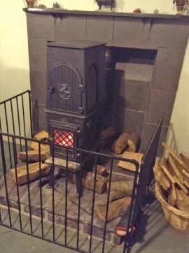 [Hearth.com] Something different! Calling all Jotul enthusiasts.