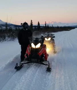 [Hearth.com] Snowmachiners save moose from Avalanche