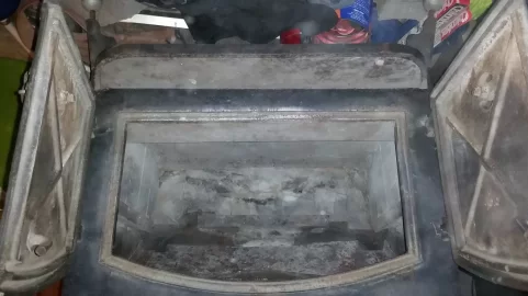 [Hearth.com] Found a Fisher fireplace, can anyone tell me some details