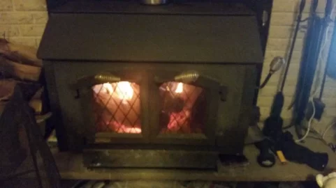 [Hearth.com] identify this stove?