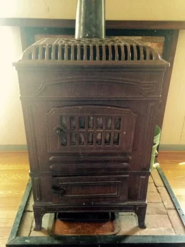 [Hearth.com] Can you identify this stove?