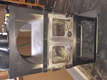 [Hearth.com] Help identifying this stove