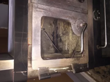 [Hearth.com] Help identifying this stove