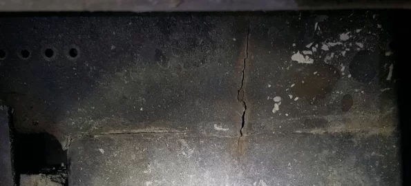 [Hearth.com] Crack in back of Lopi Endeavor