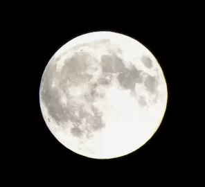 [Hearth.com] "Super Moon" ... Harvest Moon, Blood Moon and Eclipse all in one night!