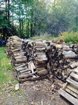 [Hearth.com] first year vs. third year of stacking wood