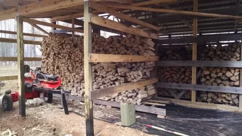 [Hearth.com] Pics of my wood shed