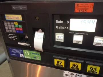 [Hearth.com] What is the lowest price per gallon of gas you paid at the pumps this year? - $1.859 for me!