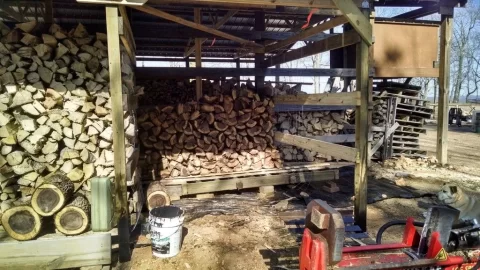 [Hearth.com] Pics of my wood shed